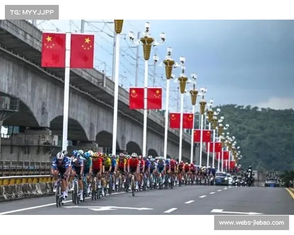 环广西首赛段摔车致多名车手刮伤，医疗组五分钟内完成处置