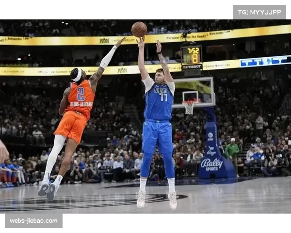 东契奇12月场均罚球11.3次居首,亚历山大仅第18